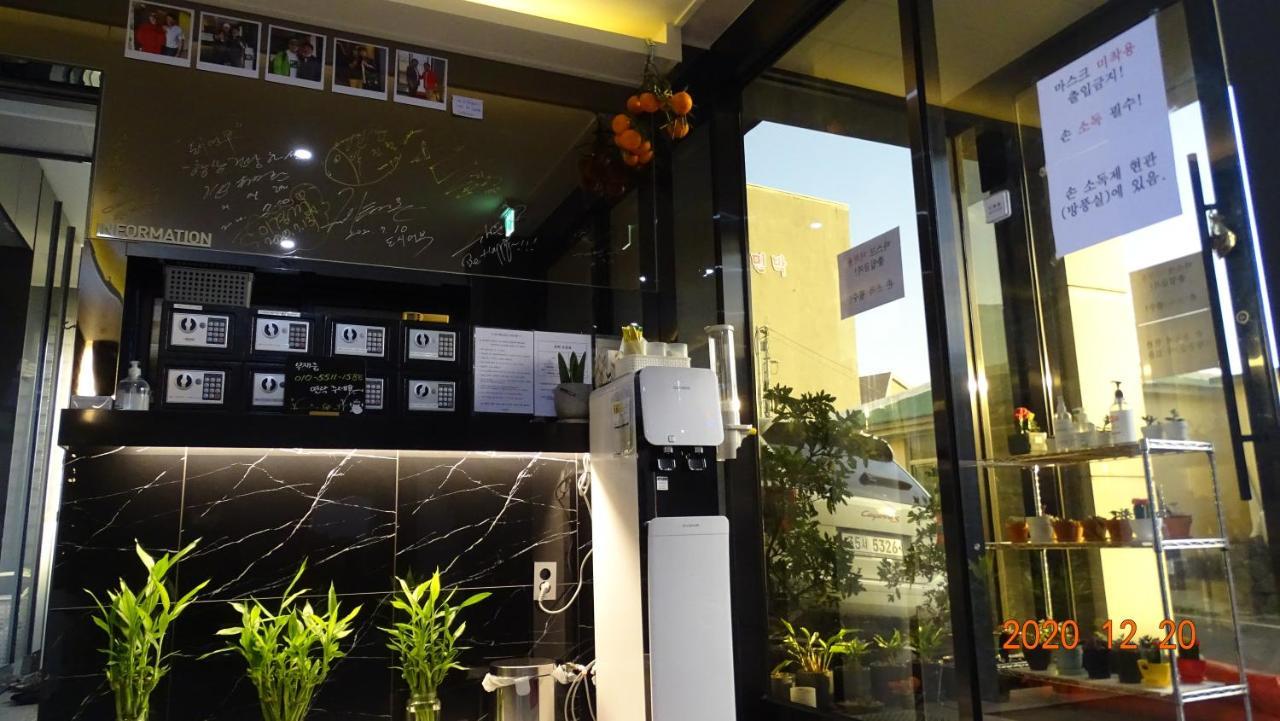 Hotel Huestay-Keumho Seogwipo Ngoại thất bức ảnh